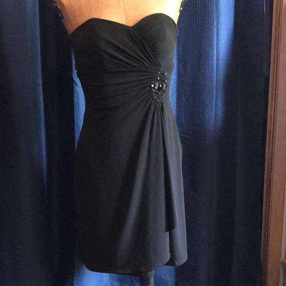 Last chance! Strapless black dress- White House Black Market brand Ladies size 0 - Picture 3 of 11